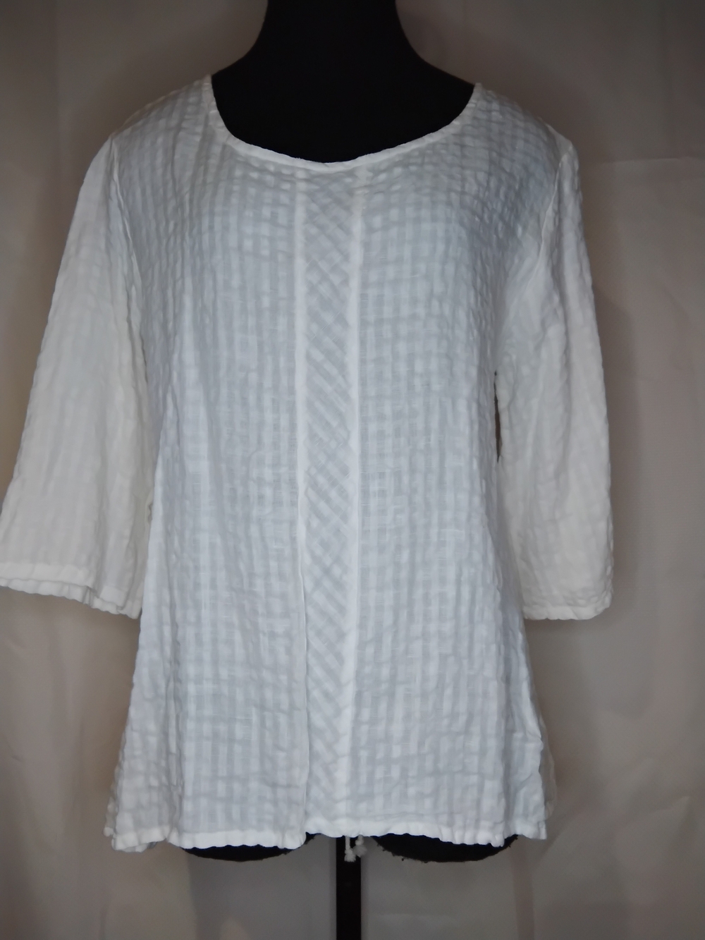 Women's White Textured 3/4 Sleeve Tunic - Casual Elegance